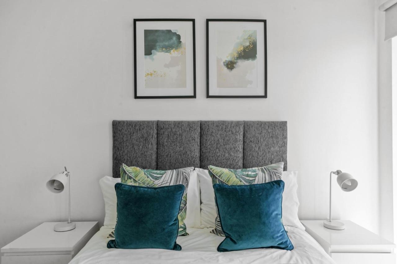 Stunning City Centre Penthouse - Sleeps 10 - Parking Manchester Buitenkant foto